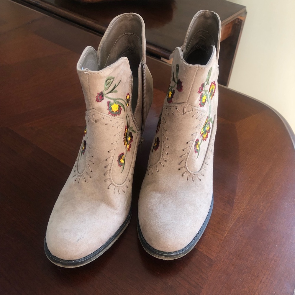 MIA embroidered suede booties